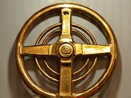 Golden Steering Wheel Award logo